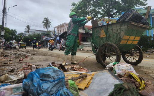 Mở cửa trở lại các điểm tham quan thuộc Quần thể Di tích Cố đô Huế sau lũ