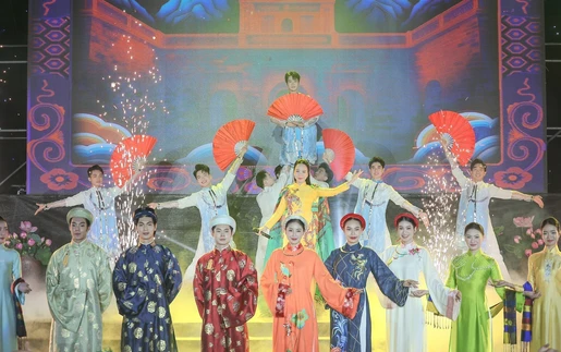 Áo dài Hà Nội - toả sáng tinh hoa di sản