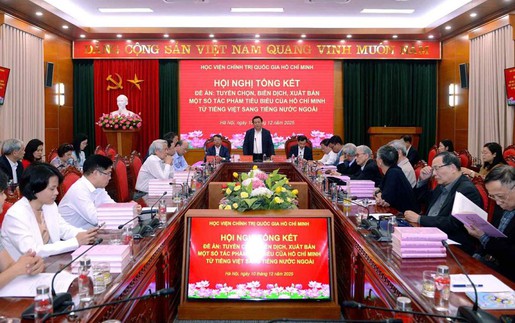 Xuất bản một số tác phẩm tiêu biểu của Chủ tịch Hồ Chí Minh sang tiếng nước ngoài