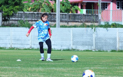 Tin nóng bóng đá Việt Nam hôm nay 11/12: Đội tuyển nữ Việt Nam được tiếp lửa trước trận gặp Myanmar; Trương Tiến Anh rời Thể Công Viettel