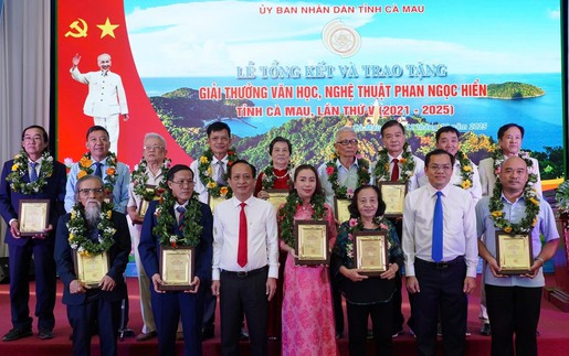 Tôn vinh 14 tác phẩm tại Giải thưởng văn học, nghệ thuật Phan Ngọc Hiển
