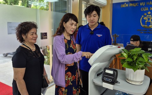 Chuyển đổi số: Lấy người dân, người dùng làm trung tâm