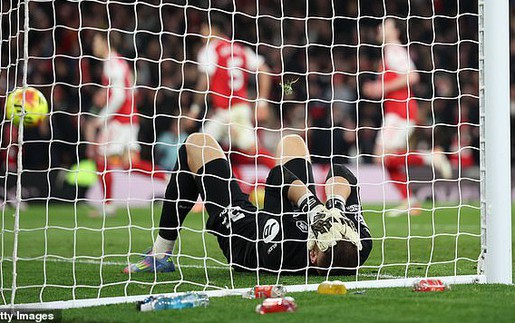 Bảng xếp hạng bóng đá Ngoại hạng Anh vòng 16 mới nhất