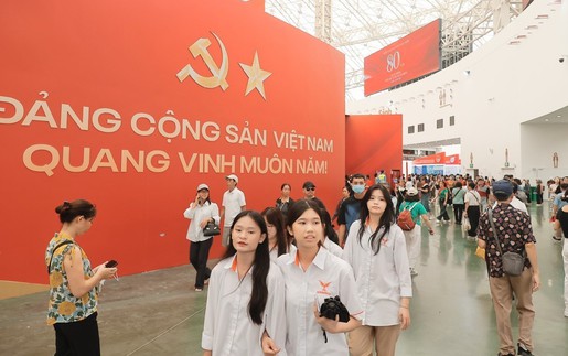 Triển lãm thành tựu kinh tế - xã hội 40 năm đổi mới hướng tới Đại hội Thi đua yêu nước toàn quốc lần thứ XI