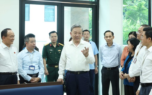 Khi bộ máy nhẹ đi, động lực phát triển được mở ra