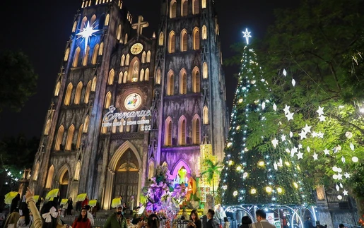  Hà Nội: Không khí rộn ràng trước Giáng sinh 2025