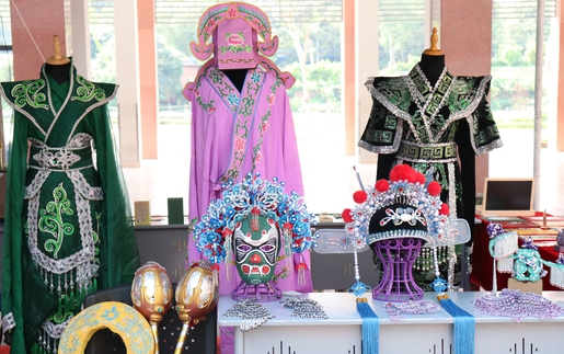 Mở cửa sáng tạo cho sinh viên 