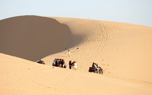Đến Lâm Đồng chiêm ngưỡng vẻ đẹp độc đáo của "tiểu sa mạc Sahara"