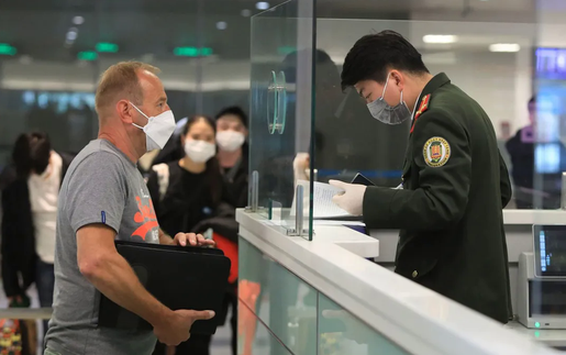 E-visa tại 41 cửa khẩu: Bước tiến lớn sang “cửa ngõ mở” cho du lịch và đầu tư