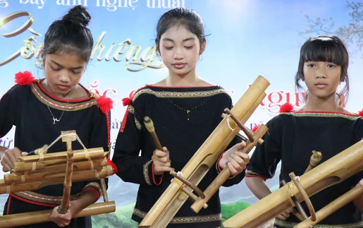 Nhạc cụ bằng Tre – nét văn hóa đặc sắc của người Ê Đê ở Đắk Lắk