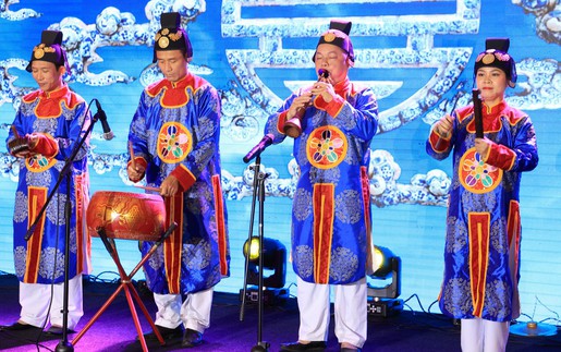 Nhã nhạc Cung đình Huế tạo ấn tượng tại Thụy Sĩ