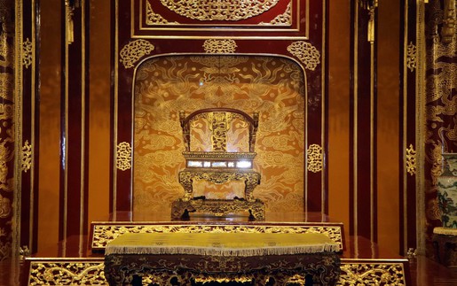 Hồi chuông cảnh báo sau vụ việc Ngai vua Triều Nguyễn bị xâm hại