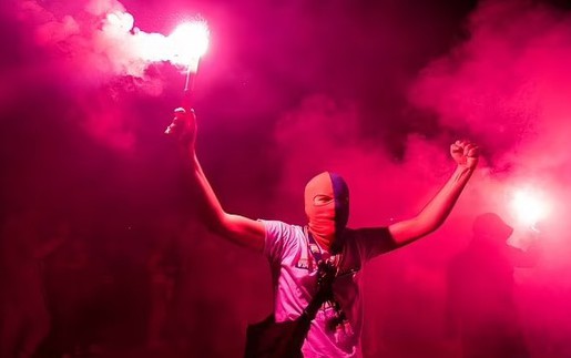 Bạo loạn tại Paris sau khi PSG giành Champions League: 131 người bị bắt, thành phố chìm trong hỗn loạn