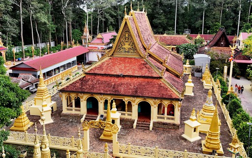 Thăm ngôi chùa cổ nghìn năm ở Trà Vinh