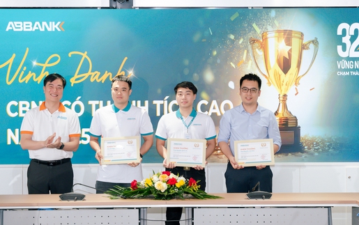 ABBANK tri ân khách hàng và cộng đồng nhân kỷ niệm 32 năm thành lập