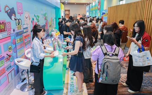 Giới trẻ đổ xô tới Korea Travel Festa 2025 tại TP. HCM