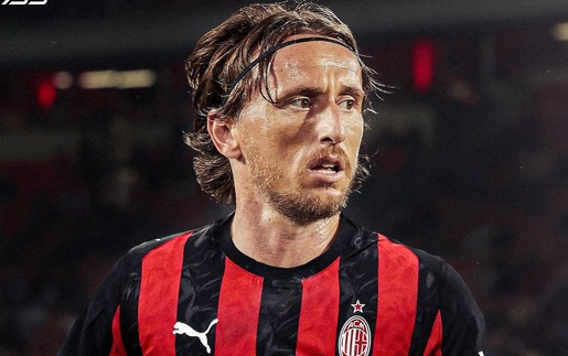 Một Quả bóng Vàng nữa đến Milan, nhưng…