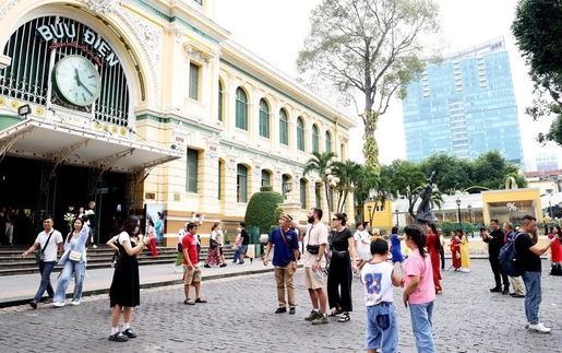 Thành phố Hồ Chí Minh: Làm mới sản phẩm du lịch truyền thống, đẩy mạnh liên kết địa phương