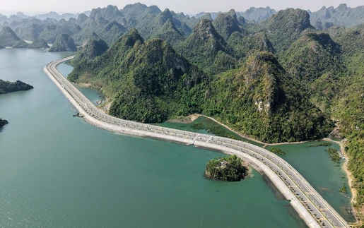 Khách du lịch nội địa đã quay trở lại Quảng Ninh sau sự cố thiên tai