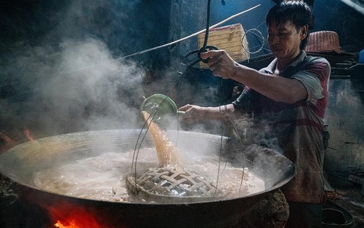 Làng nghề hấp cá Quy Nhơn giữ hồn biển trong từng mẻ cá