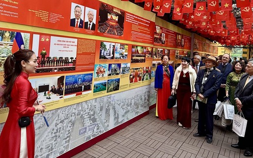 Khu Di tích Phủ Chủ tịch khai mạc chuỗi hoạt động chào mừng Đại hội XIV của Đảng