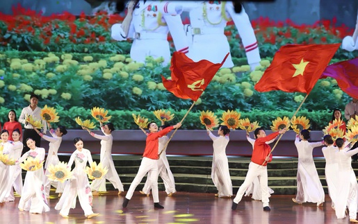 Loạt chương trình nghệ thuật chuyên nghiệp chào mừng Đại hội XIV của Đảng