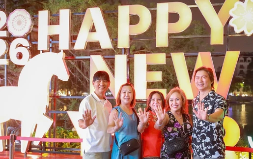 Du lịch Hà Nội đón 560.000 lượt khách, thu 2.100 tỷ đồng dịp nghỉ Tết Dương lịch 2026