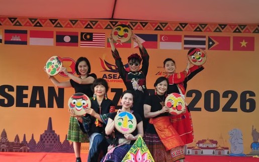 Gian hàng của Việt Nam nổi bật giữa rực rỡ sắc màu văn hoá tại ASEAN Bazaar 2026
