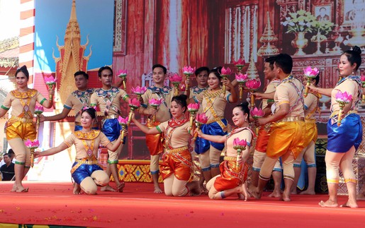 Lễ Sene Dolta - phát huy bản sắc văn hóa đồng bào Khmer