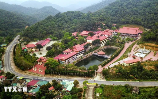  Du Xuân, lễ chùa tạo bứt phá cho du lịch tâm linh