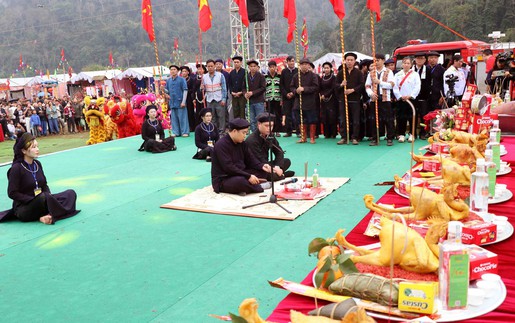 Lễ hội Lồng tồng: Tái hiện lại nét đẹp văn hóa của cư dân vùng hồ Ba Bể 