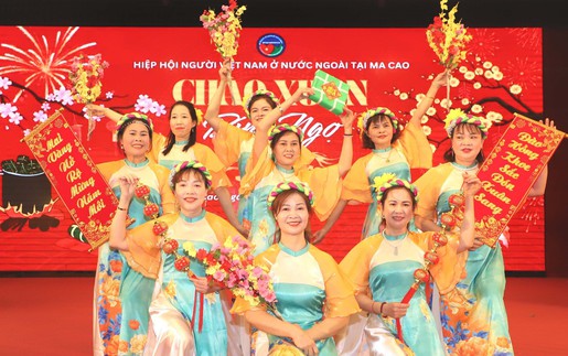 Rộn ràng Xuân quê hương tại Macau, Trung Quốc