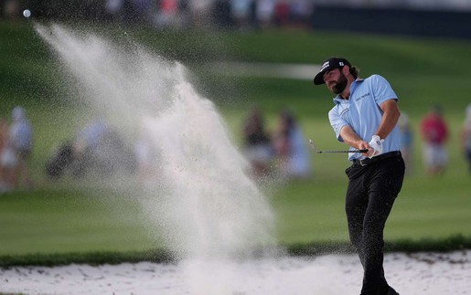 Golfer nhận hơn 118 tỷ đồng tiền thưởng nhờ cú đánh để đời