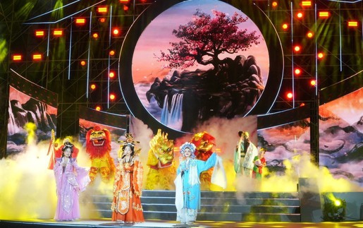 Rực rỡ đêm hội Nguyên Tiêu – Xuân Bính Ngọ 2026