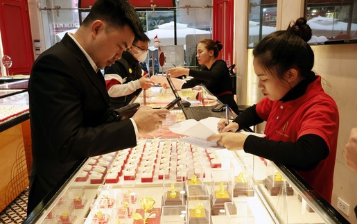 Giá vàng sáng 30/3 giảm 1,4 triệu đồng/lượng