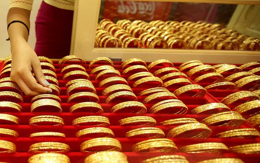 Giá vàng tăng vượt mức 4.500 USD/ounce