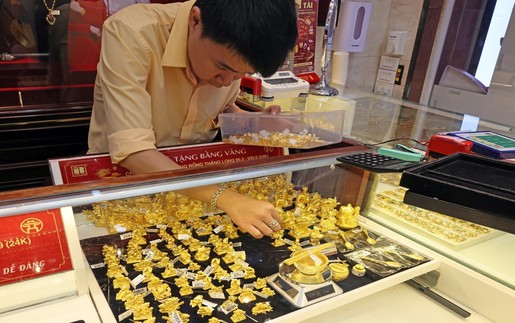 Giá vàng hôm nay 20/4 lùi về sát mốc 170 triệu đồng/lượng