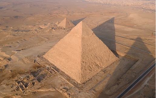 Đại Kim tự tháp Giza: Bí ẩn nguồn gốc và giả thuyết vượt ngoài lăng mộ