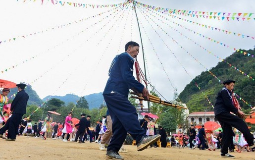 Lễ hội Khèn Mông - nơi hội tụ của sắc màu văn hóa