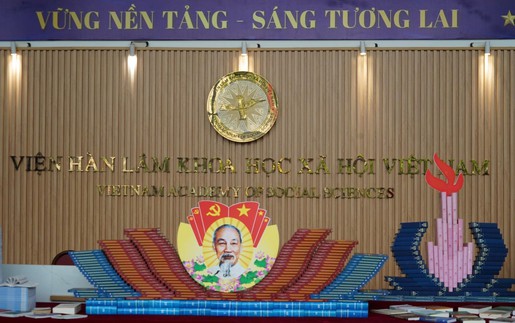 Đưa thành tựu khoa học xã hội và nhân văn đến gần công chúng
