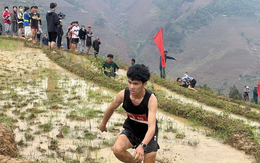 Giải chạy độc lạ nhất Việt Nam, VĐV phải chinh phục... ruộng bậc thang