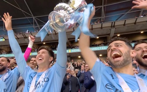 Siêu phẩm của Semenyo giúp Man City vượt qua Chelsea, giành FA Cup