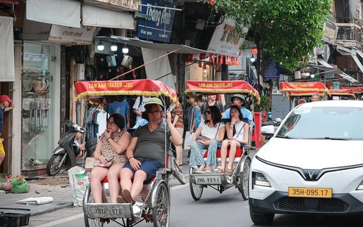 Doanh thu du lịch Hà Nội 6 tháng đầu năm: Động lực nào tạo sự bứt phá?