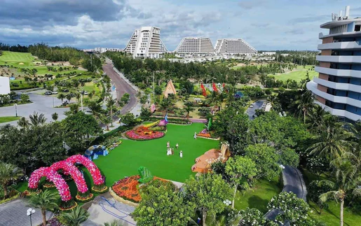 Lễ hội Ngàn hoa đưa sắc màu đại ngàn về phố biển Quy Nhơn