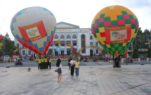 Ngày hội Văn hóa di sản và Lễ hội Khinh khí cầu lần thứ nhất ở Cà Mau