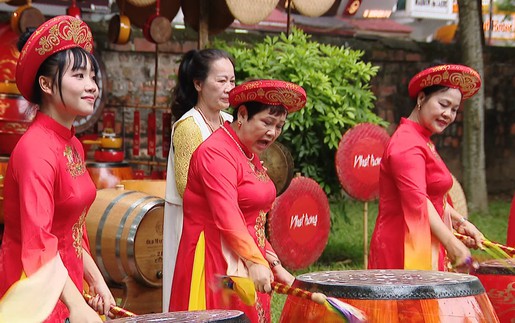 Festival Thăng Long - Hà Nội: Tiếng trống truyền thống kể chuyện văn hóa Việt
