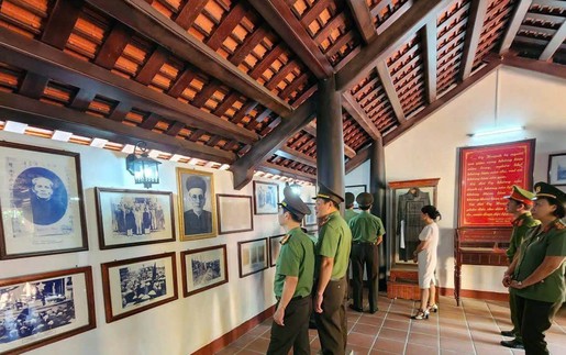 Tổ chức chuỗi hoạt động kỷ niệm 150 năm ngày sinh cụ Huỳnh Thúc Kháng