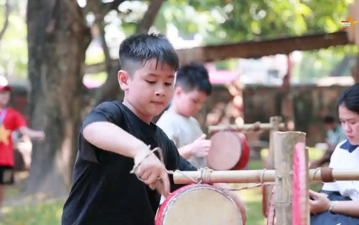 Người dân xúc động, háo hức khi được miễn phí thăm quan di tích dịp 2/9