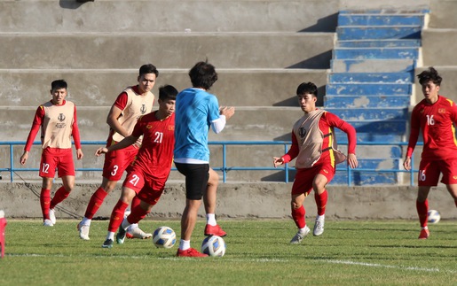 HLV Gong Oh Kyun tuyển quân cho SEA Games 32