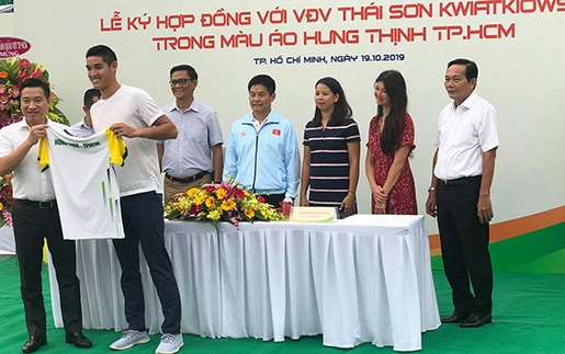 Việt Nam nhập tịch tay vợt 'khủng' tranh HCV SEA Games và ASIAD